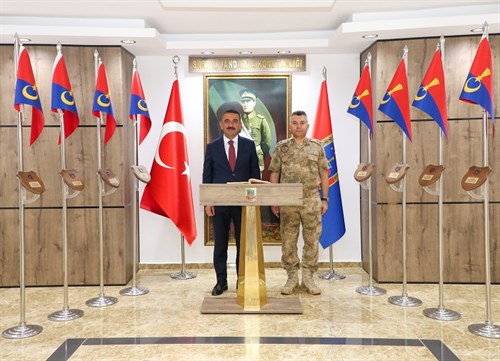 Vali Hacıbektaşoğlu, İl Jandarma Komutanı Büyük’e Hayırlı Olsun Ziyaretinde Bulundu