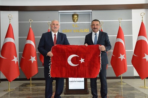 Yargıtay Başkanı Mehmet Akarca ve Beraberindeki Heyet, Vali Hacıbektaşoğlu’na Nezaket Ziyaretinde Bulundu