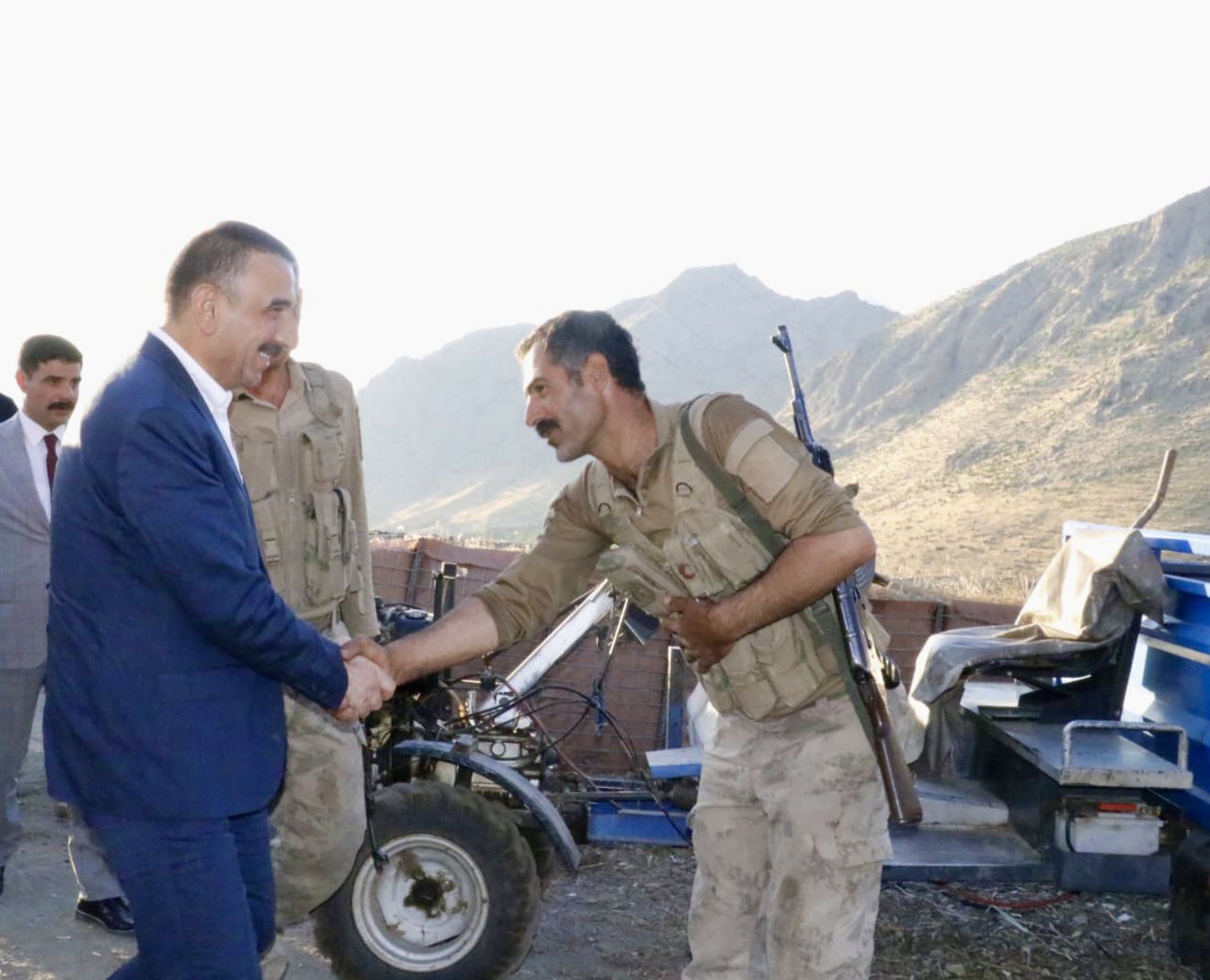 Vali Hacıbektaşoğlu Şehit Teğmen Ömer Bağranın Ailesine Taziye