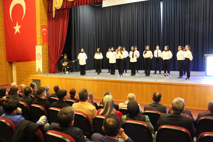 İstiklal Marşı'nın Kabulü ve Mehmet Akif Ersoy’u Anma Günü Etkinliklerle Kutlandı
